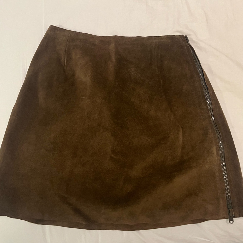Banana republic Olive suede skirt size 4